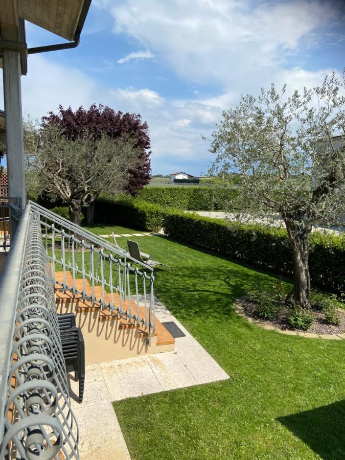 Casa Luigi - Appartamenti A เปสเคียรา เดล การ์ดา ภายนอก รูปภาพ